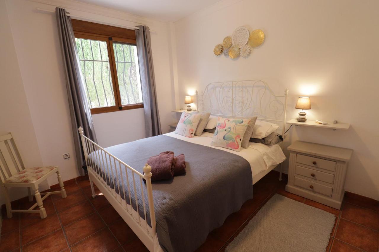 Wonderful Villa, Heated Pool, Near Beautiful Town Alboy Exteriör bild